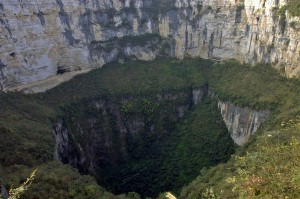 sinkhole-XiaozhaiTiankeng