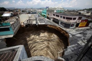 sinkhole-guatemala