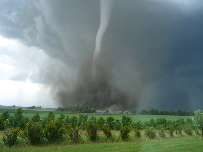 What causes a tornado to form?